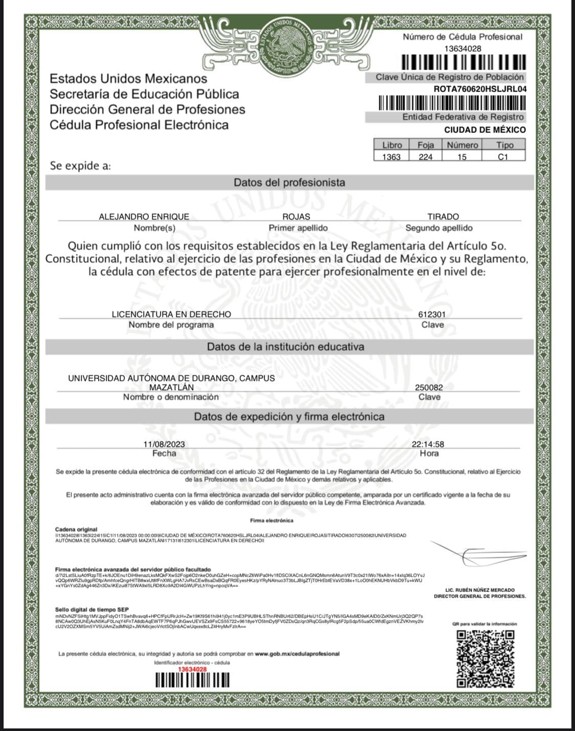 Cédula profesional de Licenciatura en Derecho